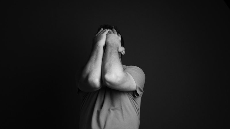 Anksiyete Nedir? Belirtileri, Çözüm Yolları