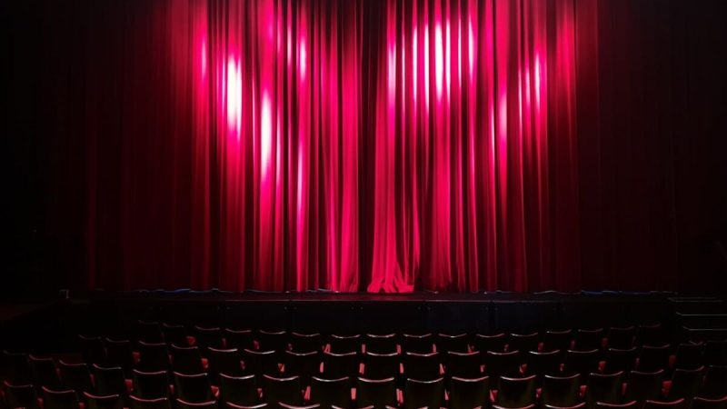 İstanbul Tiyatro Sahneleri ve Bilet Rehberi