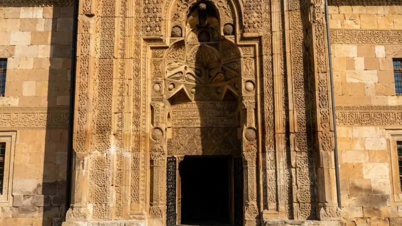 Fütüvvet Ne Demek: Anlamı Nedir?